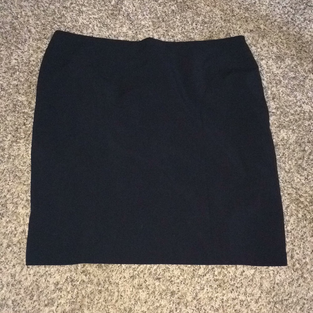 Plus size black pencil skirt